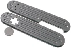 Daily Customs 91.3 Fluted BS Pattern, Titanium P10012437 Cachas Victorinox