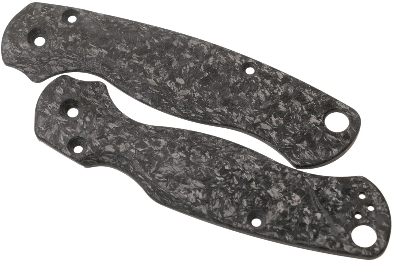 Flytanium Spyderco Paramilitary 2 Lotus Scales, Fibra De Carbono Triturada