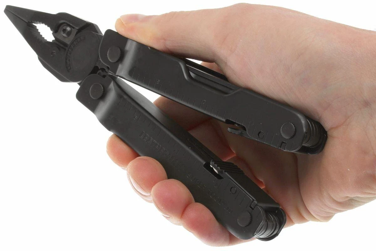 Leatherman Super Tool 300 Black Multiherramienta, Funda MOLLE 831105 - Imagen 7